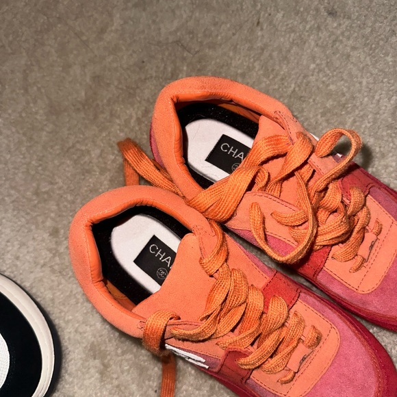 COPY - Used in EXCELLENT condition Chanel sneakers size 36 - Picture 3 of 6